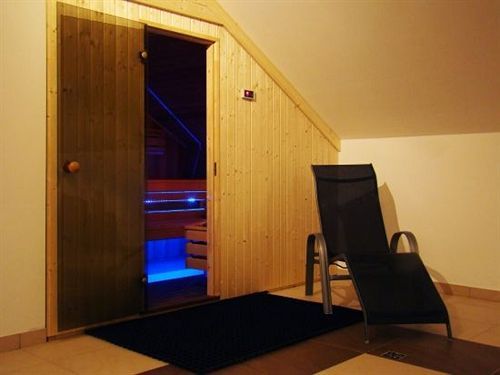 Pelikan Hotel Aleksandrow Lodzki